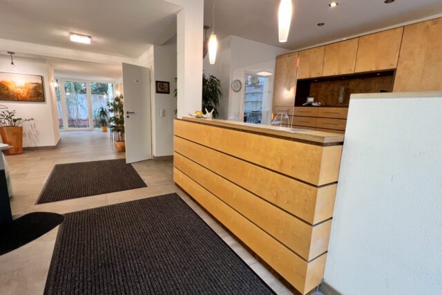 Rhein-Pfalz-Kreis: gewinnstarke 3-4 Stuhl Praxis in konkurrenzloser Stadtteillage (mit Kaufoption für Wohn- und Praxisimmobilie)