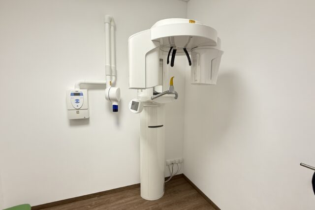 umsatz-, gewinnstarke und scheinstarke 3-4 Stuhl-Praxis südöstlich von Koblenz